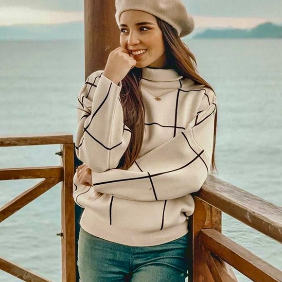 CHICWISH Wool-blend Grid Turtleneck Batwing Sweater, Women's Size S-M - Picture 2 of 10